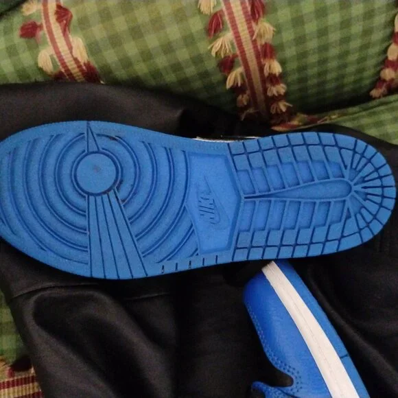 Jordan 1 Rare Air Soar Blue : size 3y